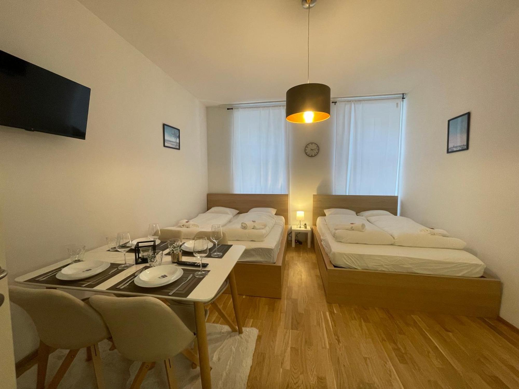 Cozy 5-Person Apartment In Vienna 6 Extérieur photo